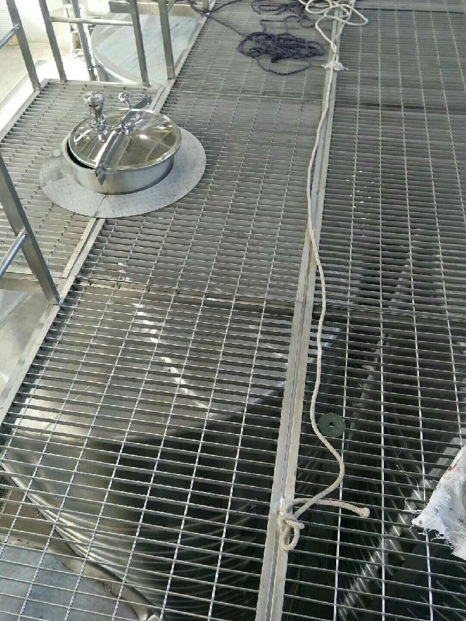 不銹鋼平臺格柵板 不銹鋼平臺格柵板