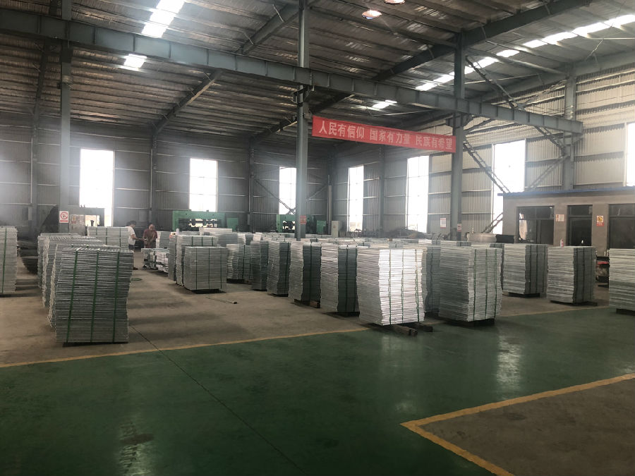 鍍鋅齒形格柵踏步板