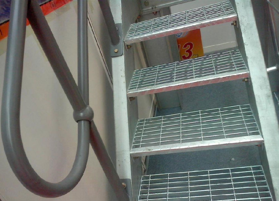 平臺踏步板鍍鋅格柵