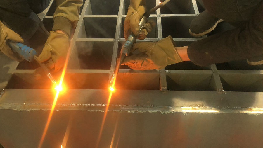 熱鍍鋅插接鋼格板