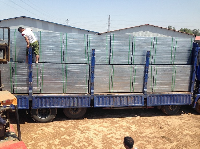 鍍鋅鋼格網踏步 鍍鋅鋼格網踏步