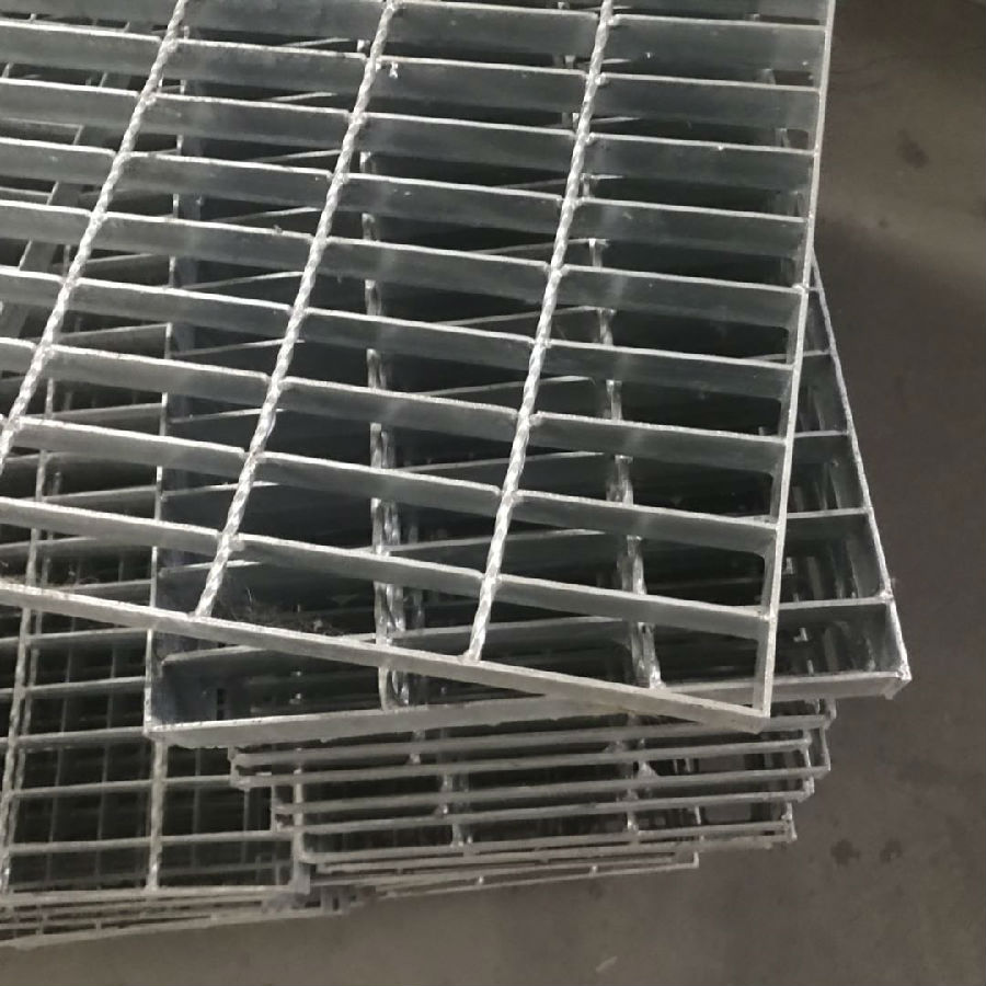 熱浸鍍鋅鋼格板