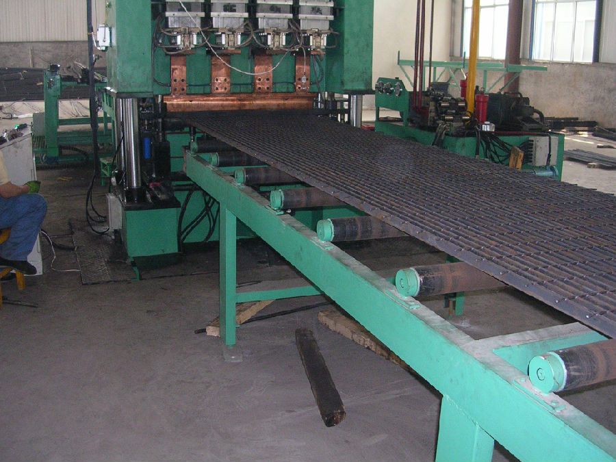 鍍鋅壓焊鋼格板