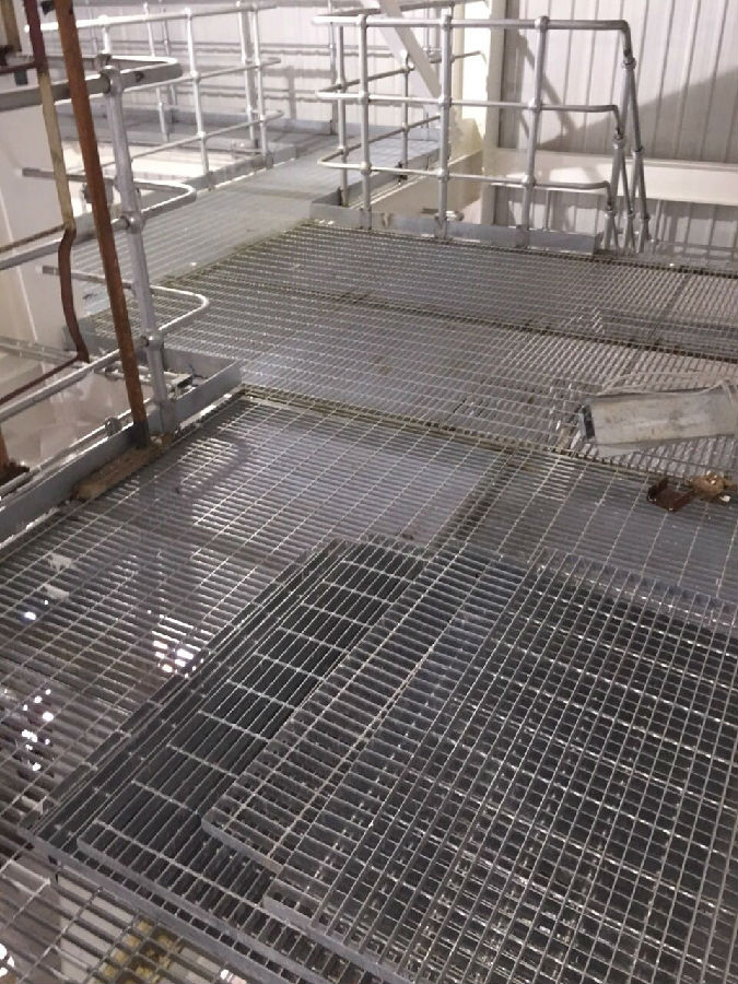 鍍鋅<a href='http://m.xy-hyd.com/ganggeban/'>鋼格板</a>型號(hào) 鍍鋅鋼格板型號(hào)