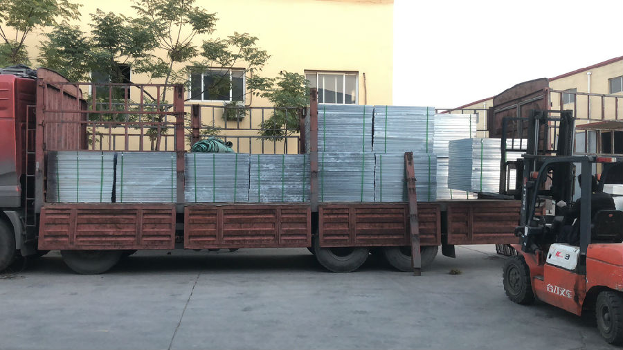 熱浸鍍鋅格柵板平臺