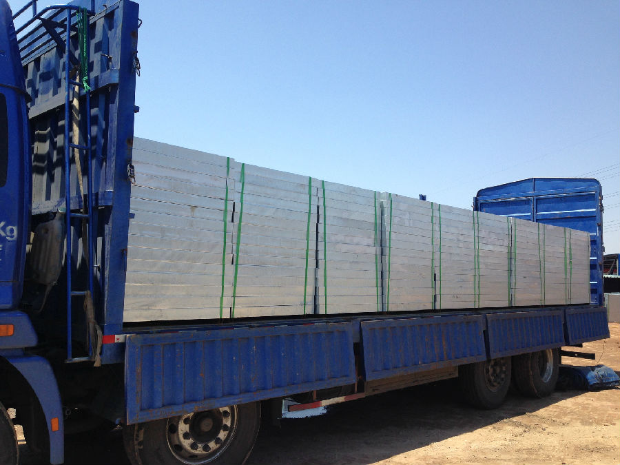 熱鍍鋅防滑鋼格柵踏步板