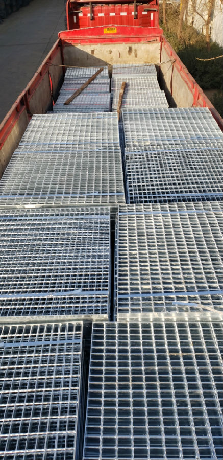 平臺(tái)鍍鋅鋼格柵廠家