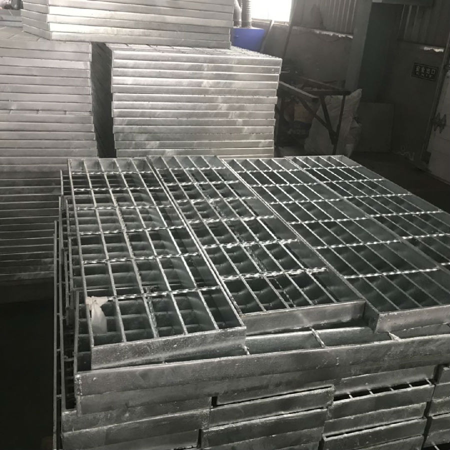 平臺鍍鋅網(wǎng)格柵板 平臺鍍鋅網(wǎng)格柵板