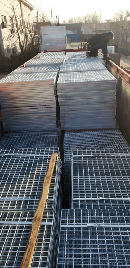 熱鍍鋅鋼格柵平臺