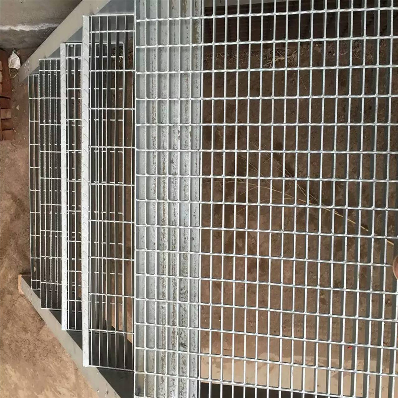 鍍鋅鋼格柵踏步板報價