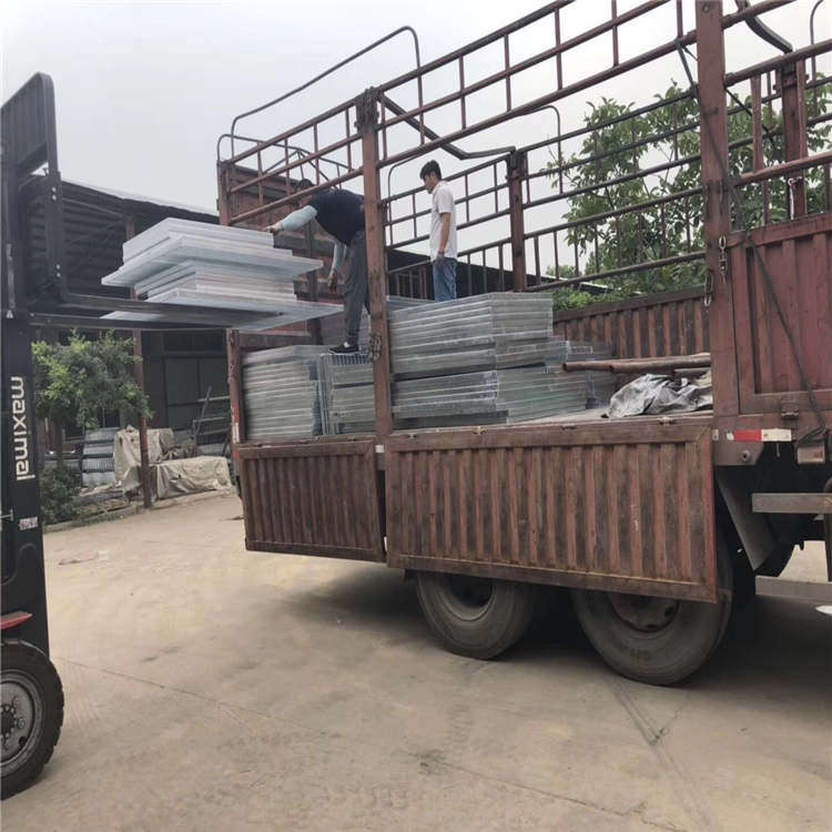 熱鍍鋅鋼格板平臺規(guī)格