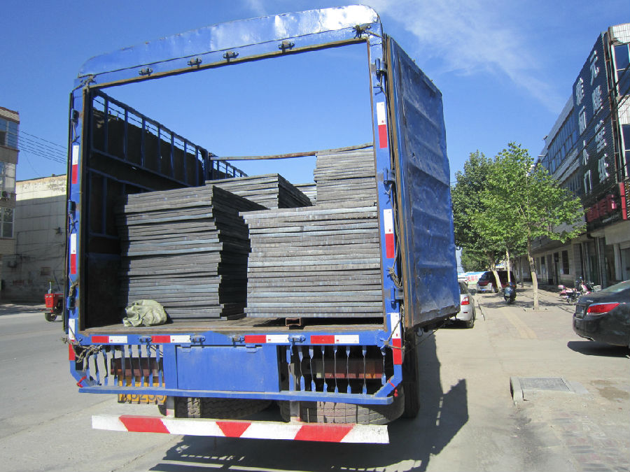 鍍鋅鋼格柵平臺